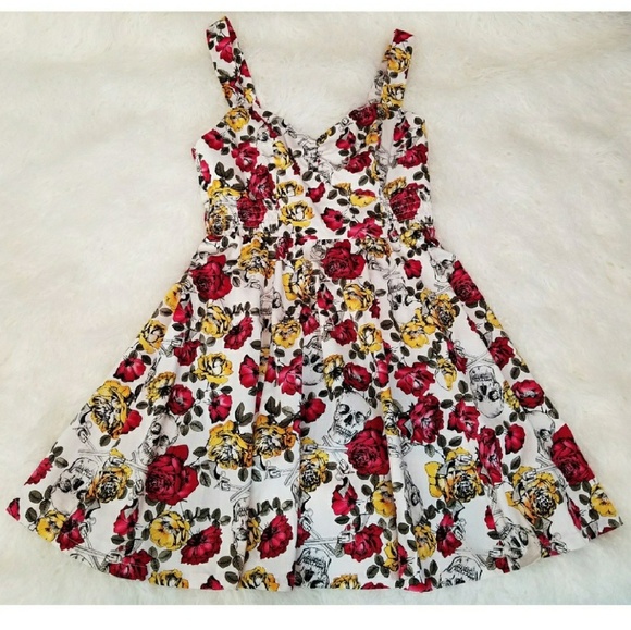 Hot Topic Dresses & Skirts - Hot Topic Skulls, Gun & Roses Sundress